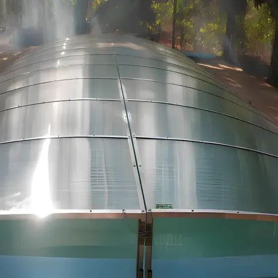 Cobertura Retrátil para Piscina em São Caetano do Sul SP Cobertura Retrátil para Piscina em São Caetano do Sul SP — Cobertura com calha lateral para escoamento